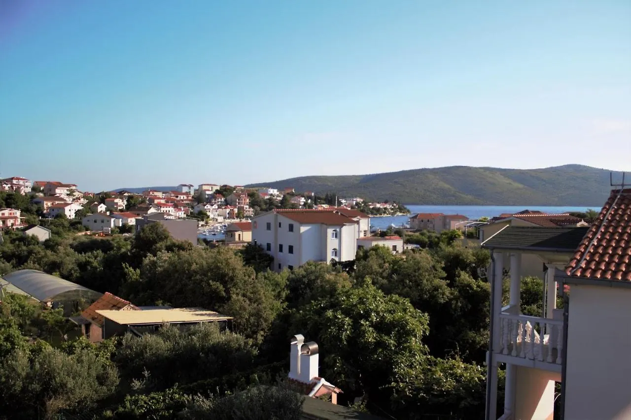 Nest For A Rest Apartment Seget Vranjica Croatia